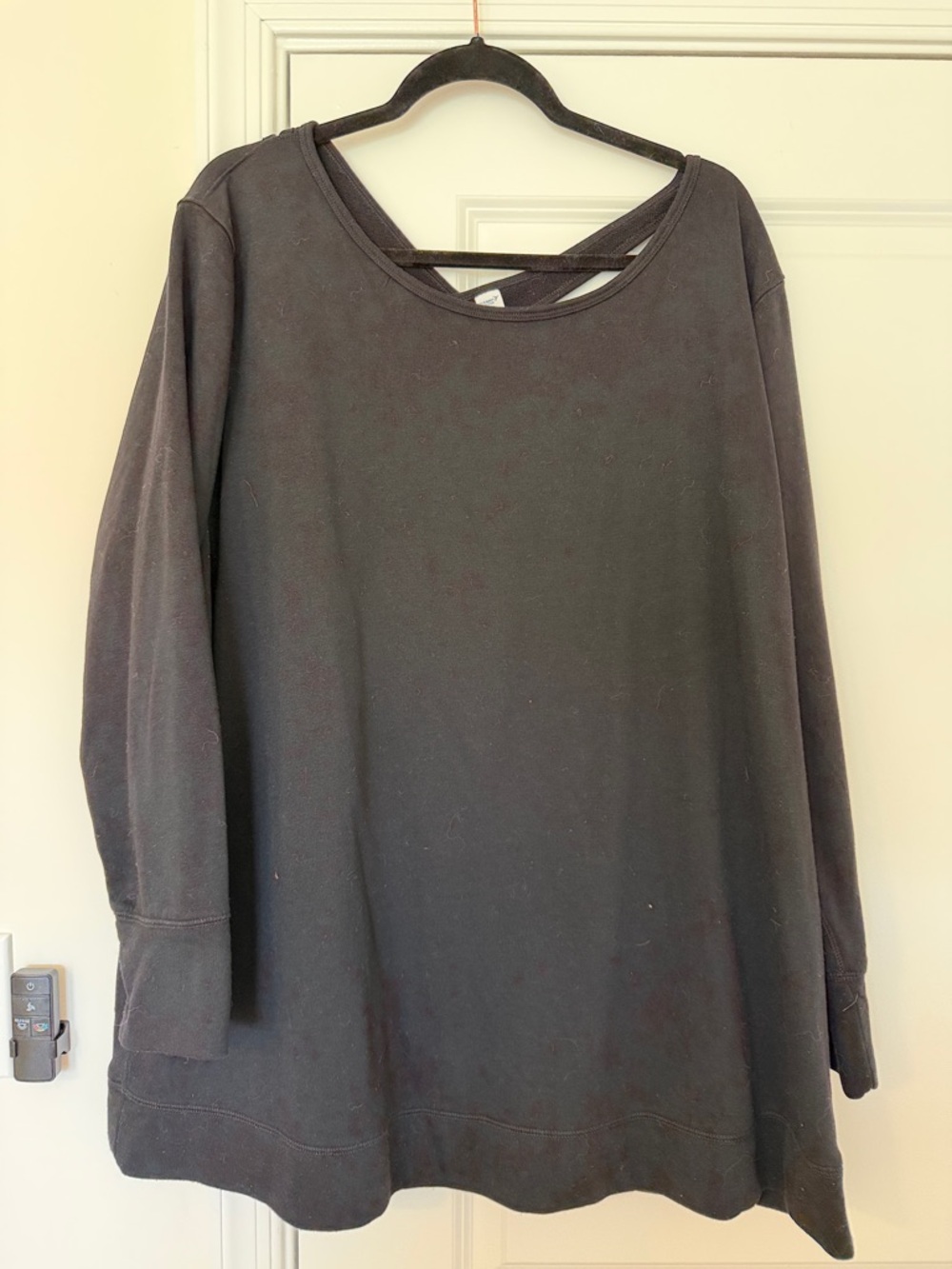 Old Navy Active Crisscross Back Crewneck Sweatshirt